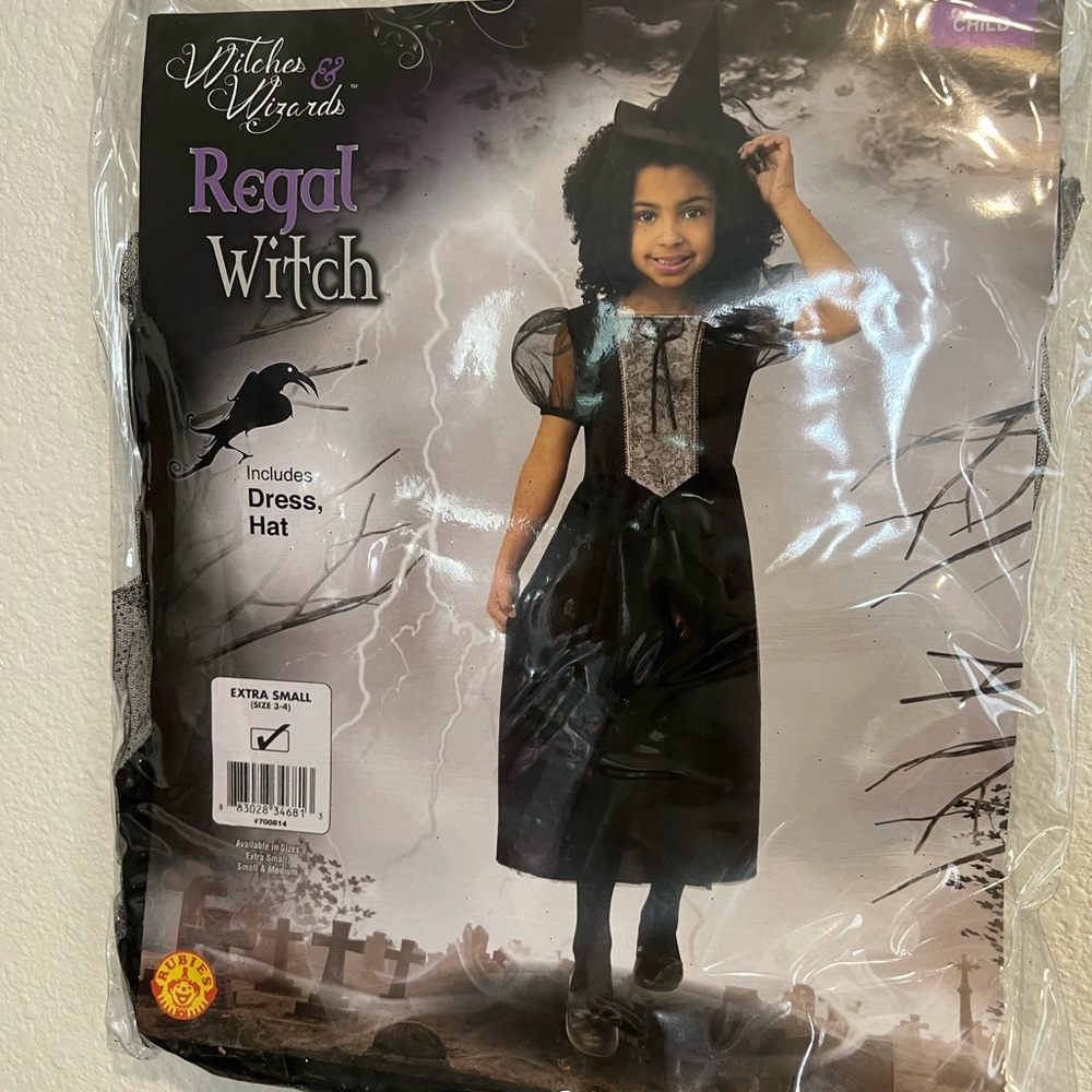 WITCHES & WIZARDS New Girls‎ Regal Witch Childs Costume